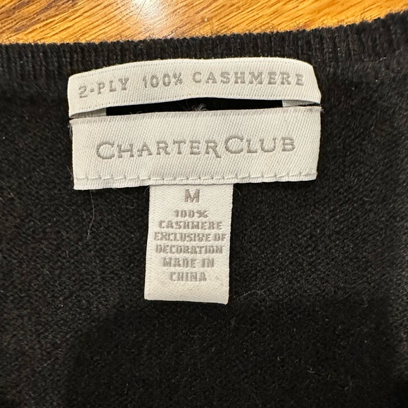 100% Cashmere sweater. - Picture 4 of 5